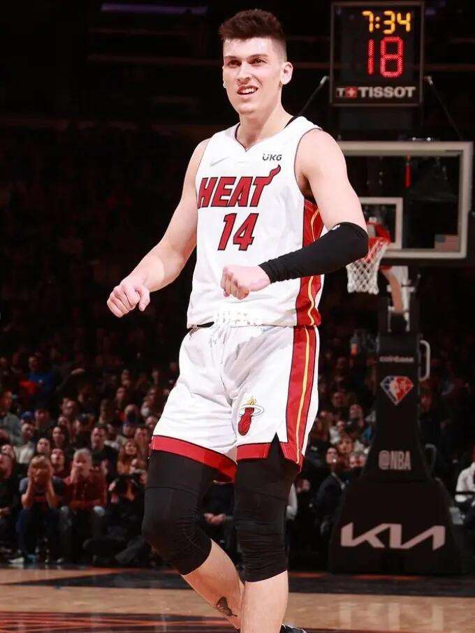 前截击的频 前截击的频